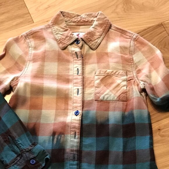 Upcycled Bleach Dyed Flannel Girl’s Shirt Size 8: Painted Inspirational Quote - Picture 10 of 11
